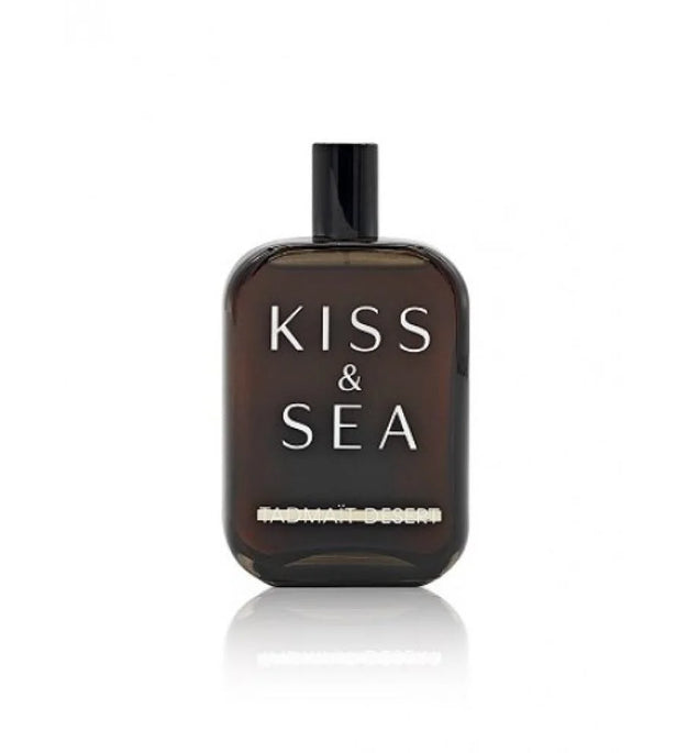 Kiss And Sea Tadmait Desert